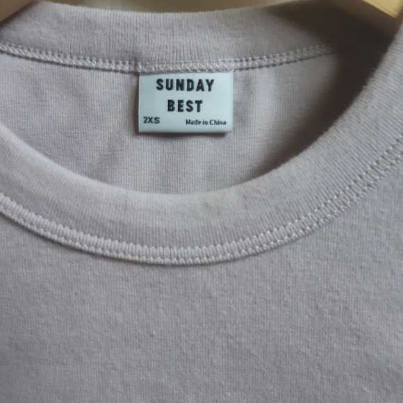 Aritzia Sunday best t shirt (size 2xs) - Picture 2 of 2